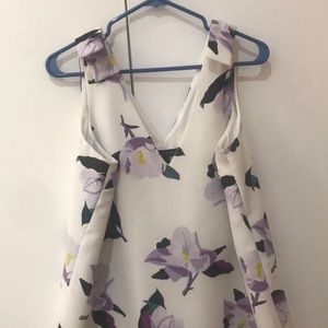 Banana Republic floral sleeveless blouse